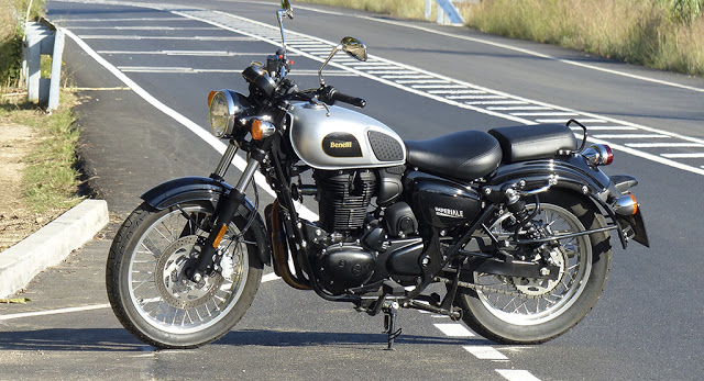 Benelli_Imperiale_400_onRoad