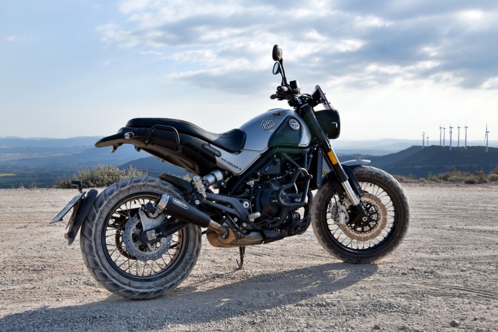 Benelli Leoncino Solidaria